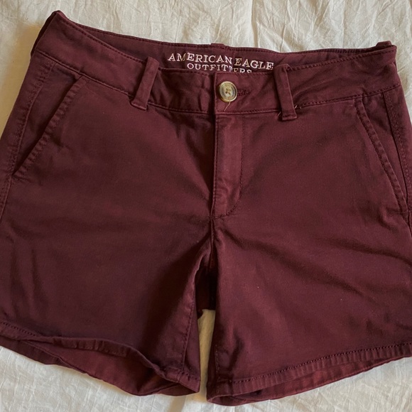 American Eagle Outfitters Pants - Maroon American Eagle Stretchy Midi Shorts Size 4